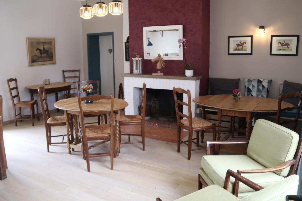Manoir Du Taillis Bed and Breakfast Heugon Εξωτερικό φωτογραφία