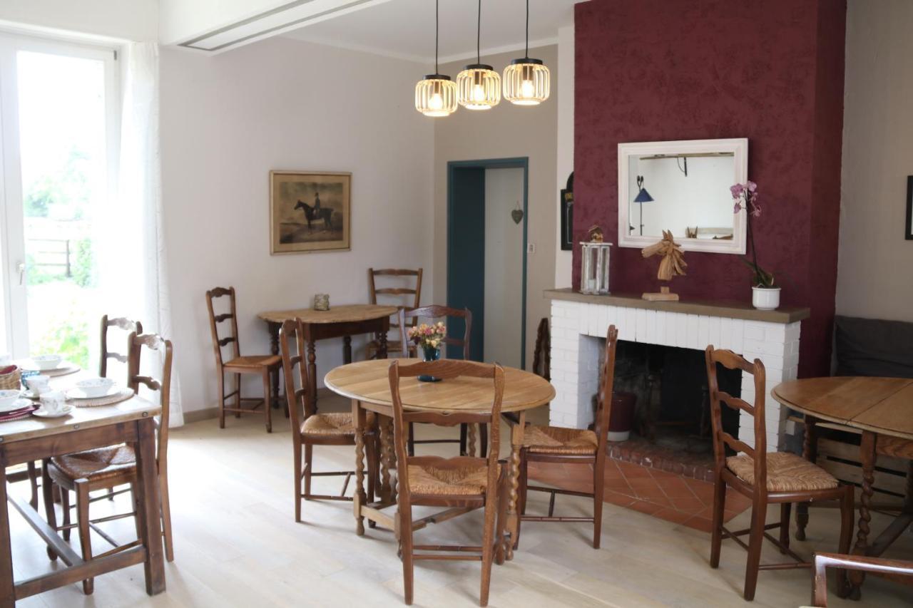 Manoir Du Taillis Bed and Breakfast Heugon Εξωτερικό φωτογραφία