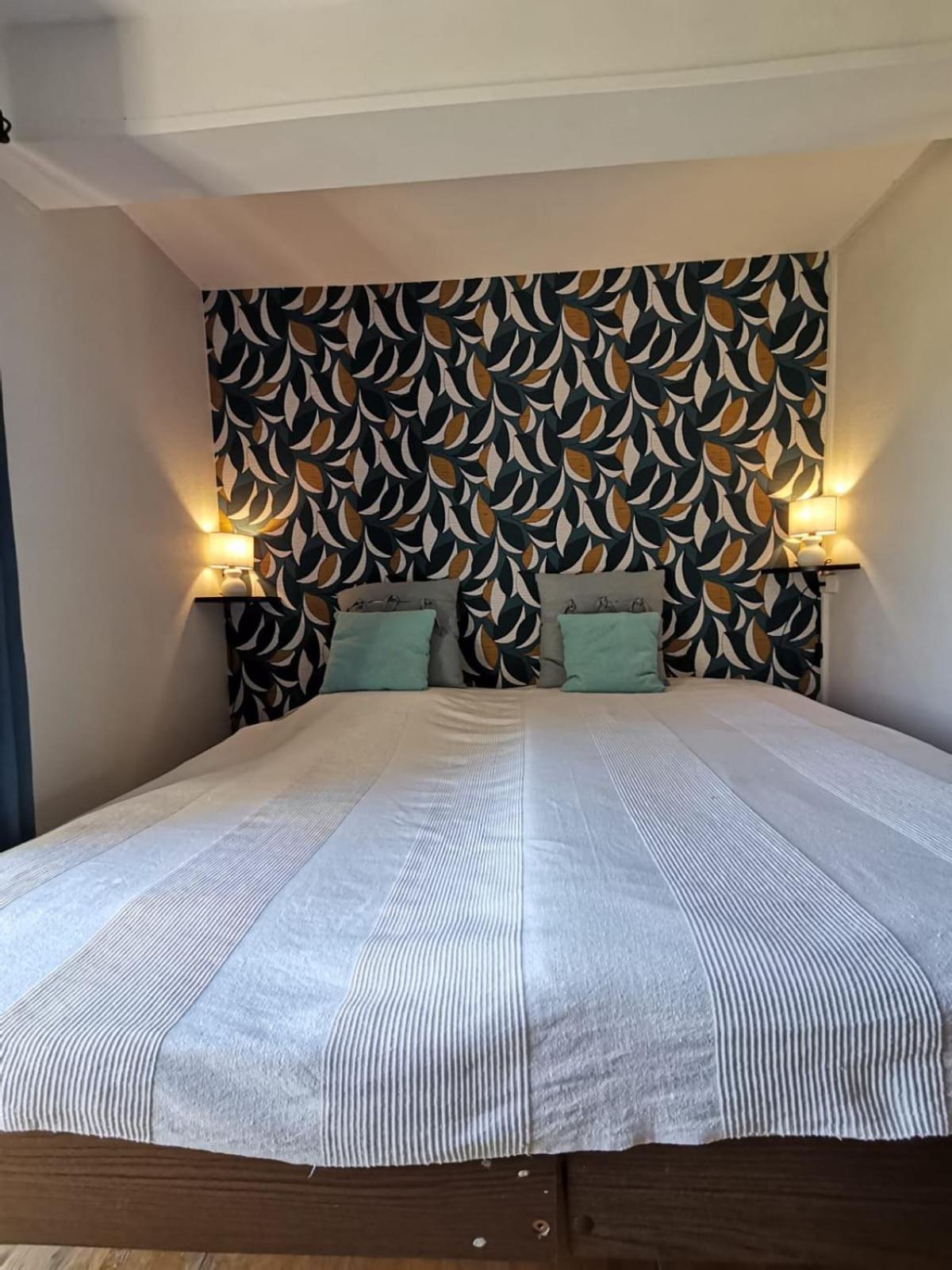 Manoir Du Taillis Bed and Breakfast Heugon Εξωτερικό φωτογραφία